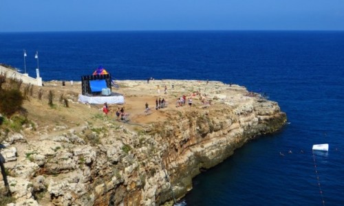 Zdjecie WOCHY / Apulia / Polignano a Mare / wybrzee w Polignano a Mare
