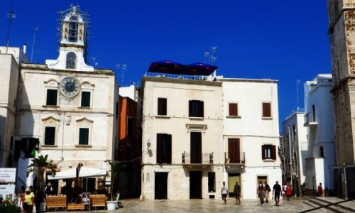 Zdjcie WOCHY / Apulia / Polignano a Mare / stare miasto