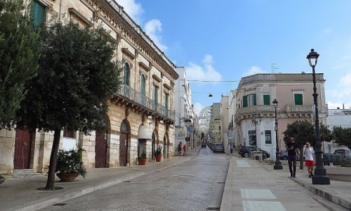 Zdjecie WOCHY / Apulia / Locorotondo / centrum miasteczka