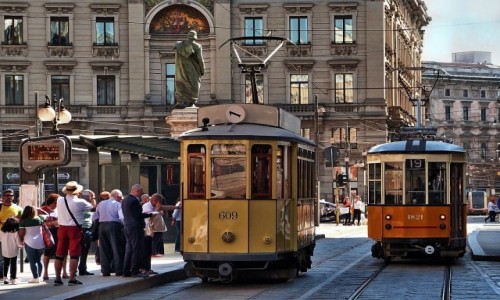 Zdjcie WOCHY / Lombardia / Mediolan / Czekajc na tramwaj