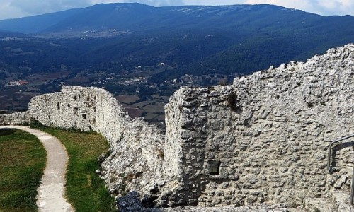 Zdjcie WOCHY / Pwysep Gargano / Monte Sant Angelo / zamek normaski 