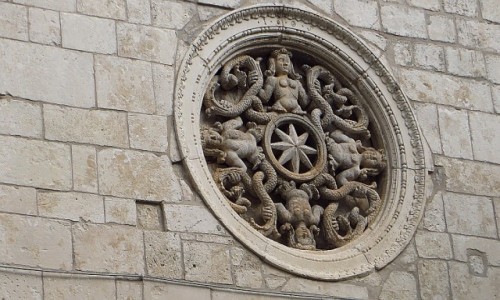Zdjcie WOCHY / Pwysep Gargano / Monte Sant Angelo / Chiesa di Santa Maria Maggiore - detal