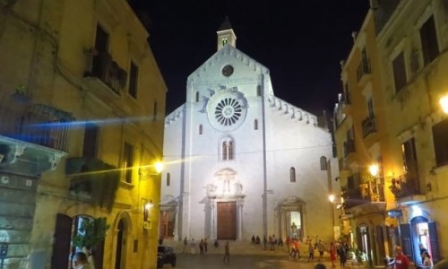 Zdjecie WOCHY / Apulia / Bari / katedra