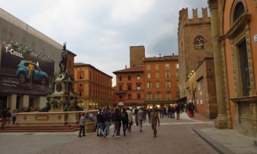 Zdjcie WOCHY / Emilia-Romania / Bolonia / Piazza del Nettuno