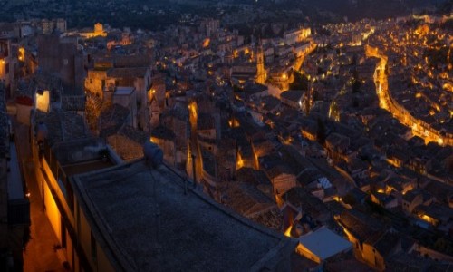 Zdjecie WOCHY / Sycylia / Modica / Lawa