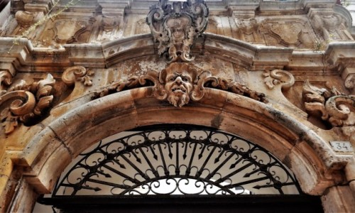 Zdjcie WOCHY / Apulia / Locorotondo / Locorotondo - Palazzo Morelli