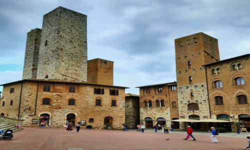 Zdjecie WOCHY / Toskania / San Gimignano / redniowieczny Manhattan