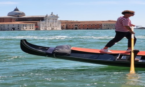 Zdjcie WOCHY / Wenecja Eugenejska / Wenecja / Gondolier