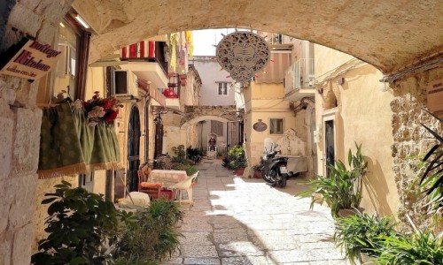 Zdjcie WOCHY / Apulia / Bari / Klimaty woskiego poudnia.
