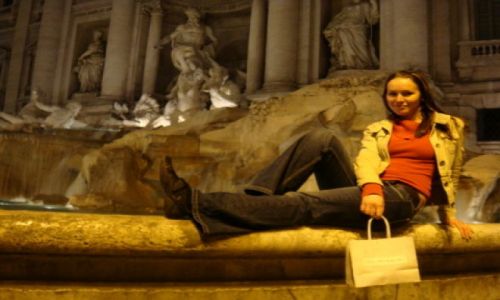 Zdjecie WOCHY / RZYM / FONTANNA DI TREVI / :)