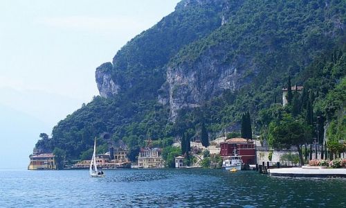 Zdjecie WOCHY / Lago di Garda / Riva del Garda / Lago di Garda - Riva del Garda