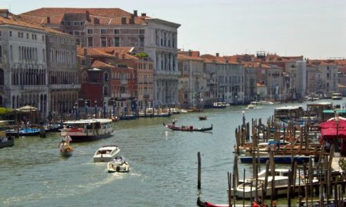 Zdjęcie WłOCHY / Venetto / Wenecja / Patrząc z mostu Rialto