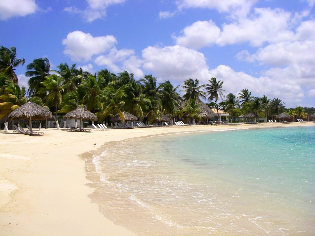 Zdjęcia: CURACAO, Małe Antyle, Na plazy mozna dusze rozmarzyc., WYSPY KARAIBSKIE Zdjęcia: CURACAO, Małe Antyle, Na plazy mozna dusze rozmarzyc., WYSPY KARAIBSKIE