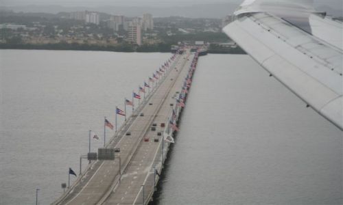 Zdjcie WYSPY KARAIBSKIE / Puerto Rico / Portoryko / San Juan / Teodoro Moscoso Bridge