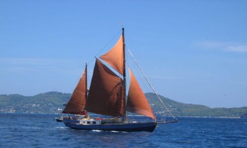 Zdjęcie WYSPY KARAIBSKIE / St. Vincent / Wallilabou / Rybacy z Karaibów
