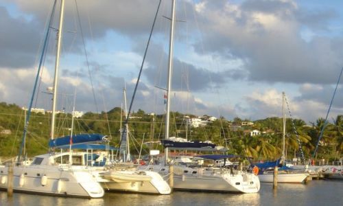 Zdjęcie WYSPY KARAIBSKIE / St. Lucia / Rodney Bay / Jachty w marinie