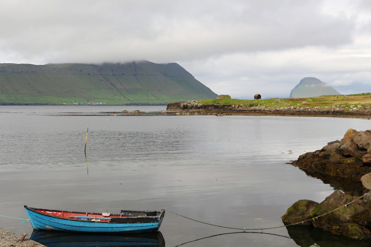 Zdjęcia: Kirkjubøur, .Streymoy, Kirkjubøur, WYSPY OWCZE Zdjęcia: Kirkjubøur, .Streymoy, Kirkjubøur, WYSPY OWCZE