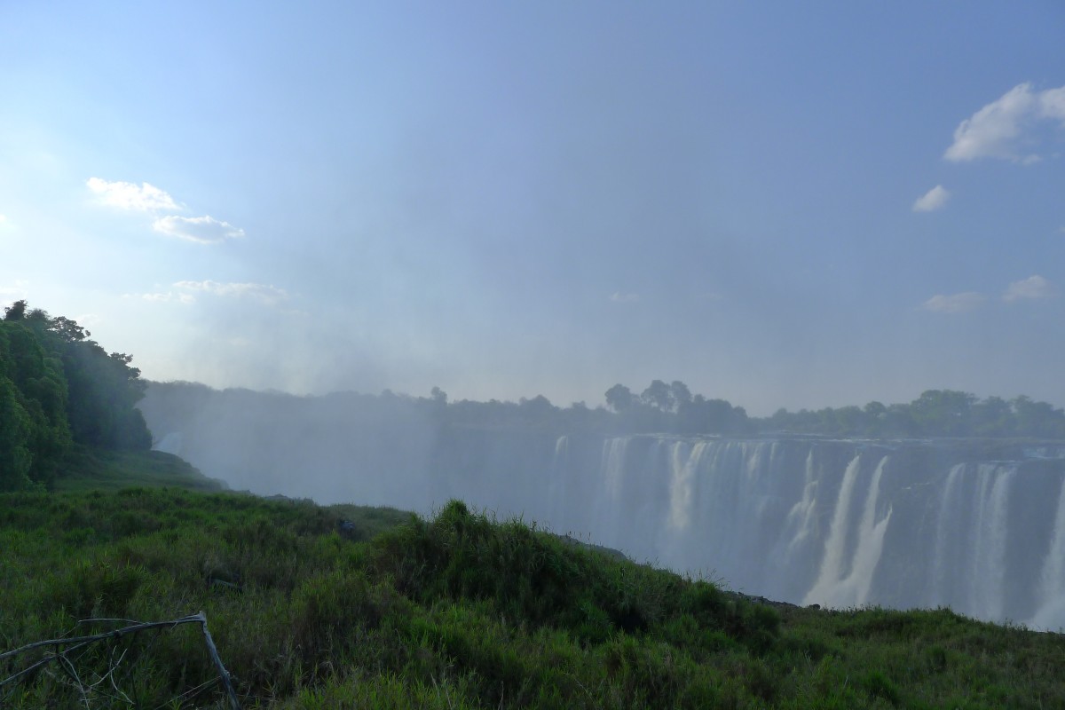 Zdjęcia: Wodospady Wiktorii, Pół. zachodnie Zimbabwe, "Mosi-oa-Tunya" , ZIMBABWE Zdjęcia: Wodospady Wiktorii, Pół. zachodnie Zimbabwe, "Mosi-oa-Tunya" , ZIMBABWE