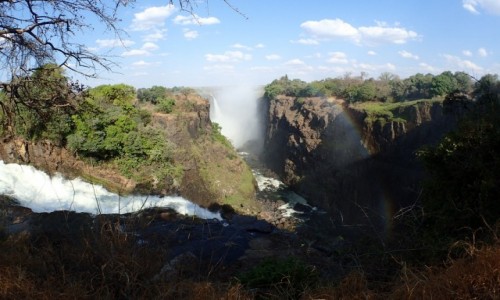 Zdjcie ZIMBABWE / P.  zachodnie Zimbabwe / Wodospady Wiktorii  / Wodospady Wiktorii jeszcze z innej strony