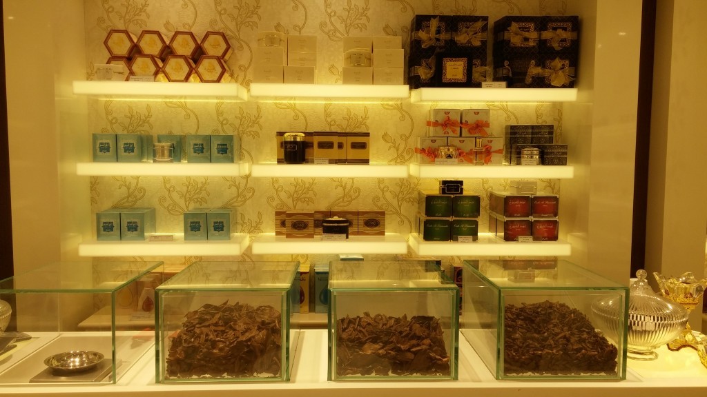 Zdjęcia: Abu Zabi, Emirat Abu Zabi, Bukhoor, ZJEDNOCZONE EMIRATY ARABSKIE Zdjęcia: Abu Zabi, Emirat Abu Zabi, Bukhoor, ZJEDNOCZONE EMIRATY ARABSKIE