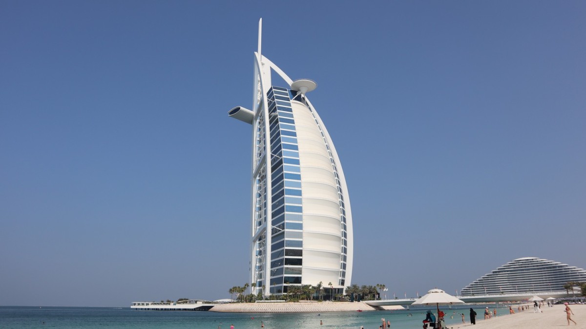 Zdjęcia: Burj Al Arab, Dubaj, Żaglowiec, ZJEDNOCZONE EMIRATY ARABSKIE Zdjęcia: Burj Al Arab, Dubaj, Żaglowiec, ZJEDNOCZONE EMIRATY ARABSKIE