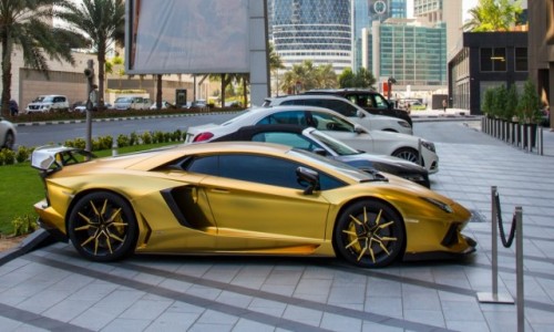 Zdjęcie ZJEDNOCZONE EMIRATY ARABSKIE / Dubai / Dubai / coś dla męskich zmysłów