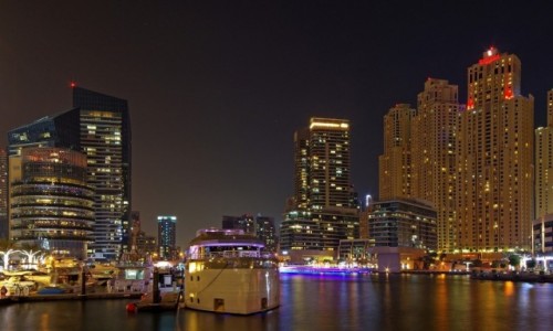 Zdjęcie ZJEDNOCZONE EMIRATY ARABSKIE / Dubaj / Marina / Dubaj nocą