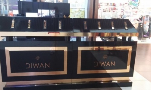 ZJEDNOCZONE EMIRATY ARABSKIE / Emirat Dubaj / Dubaj / Emirackie perfumy Royal Diwan 